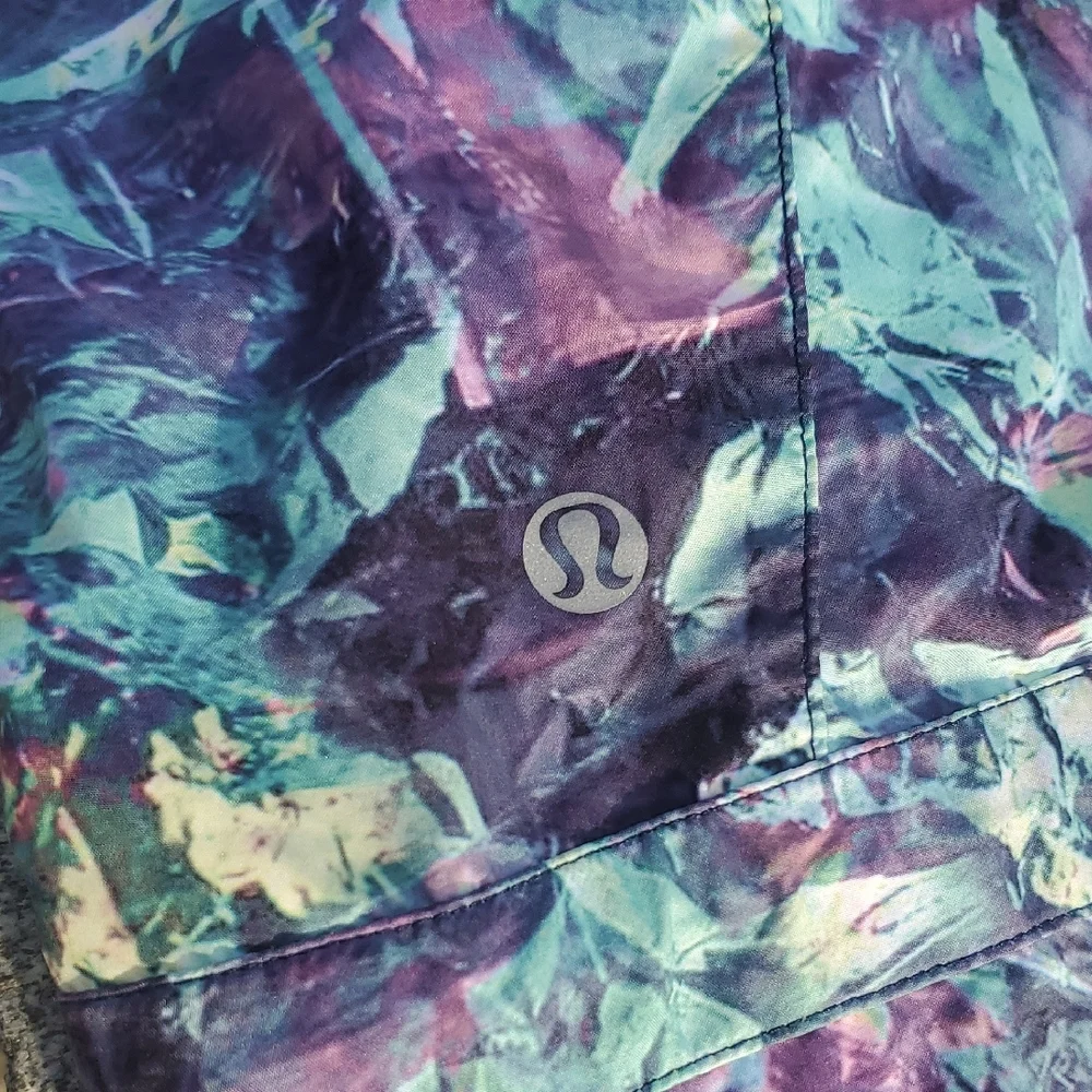 Lululemon Miss Misty Jacket II In Iridescent Multi Size 4